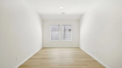 509 Tidal Dr in McKinney, TX - Foto de edificio - Building Photo