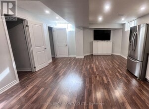 15 Birchpark Dr in Whitby, ON - Building Photo - Building Photo