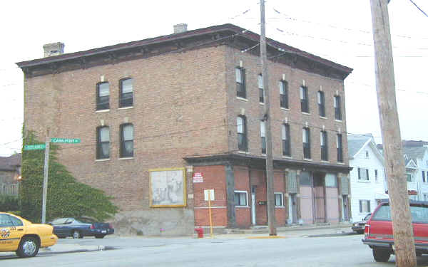 1916-1918 S Canalport Ave