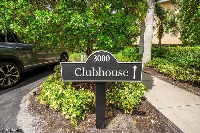 property at 3001 Sandpiper Bay Cir