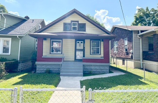 416 Louis Coleman Jr Drive in Louisville, KY - Building Photo - Building Photo
