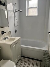174 Front St in Secaucus, NJ - Building Photo - Building Photo