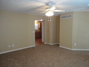 531 Sherman Dr in Franklin, OH - Building Photo - Building Photo