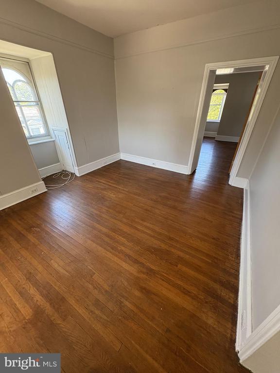 property at 115 N Broad St
