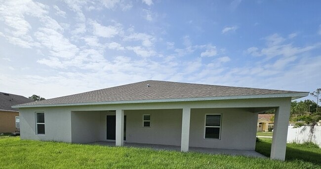 55 Slocum Path in Palm Coast, FL - Building Photo - Building Photo