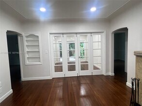 1900 Tigertail Ave in Miami, FL - Building Photo - Building Photo