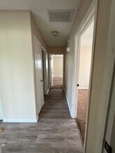 7106 Northbridge Blvd in Tampa, FL - Building Photo - Building Photo