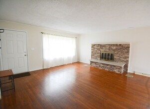608 22nd St NE in Rochester, MN - Foto de edificio - Building Photo