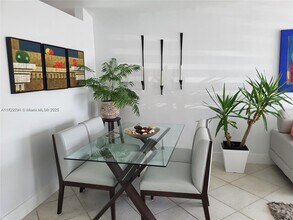 15037 SW 138th Terrace in Miami, FL - Building Photo - Building Photo