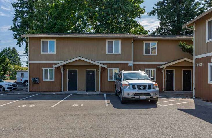 Quiet Maples in Burien, WA - Building Photo