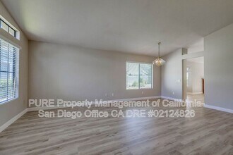 8891 Pipestone Way in San Diego, CA - Building Photo - Building Photo