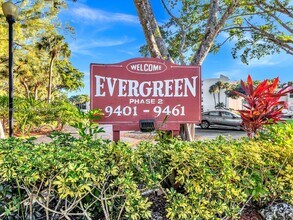 9451 Evergreen Pl in Davie, FL - Building Photo - Building Photo