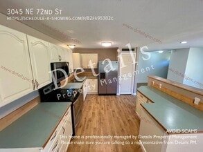3045 NE 72nd St in Bremerton, WA - Building Photo - Building Photo