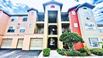 2200 Key W Ct in Kissimmee, FL - Building Photo