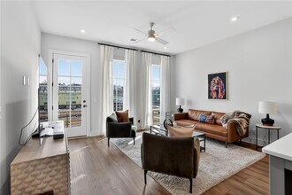 1291 Longreen Ter NW in Atlanta, GA - Building Photo - Building Photo