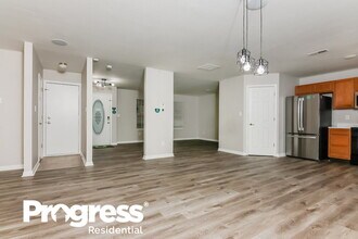 1848 Ernest Dr in Indianapolis, IN - Foto de edificio - Building Photo