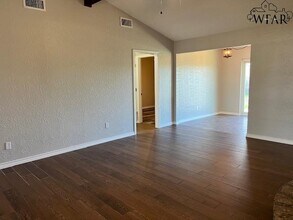 4800 Matterhorn Dr in Wichita Falls, TX - Building Photo - Building Photo