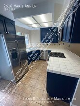 2616 Marie Ann Ln in Carmichael, CA - Building Photo - Building Photo