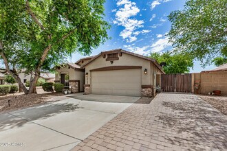 16165 W Mauna Loa Ln in Surprise, AZ - Building Photo - Building Photo
