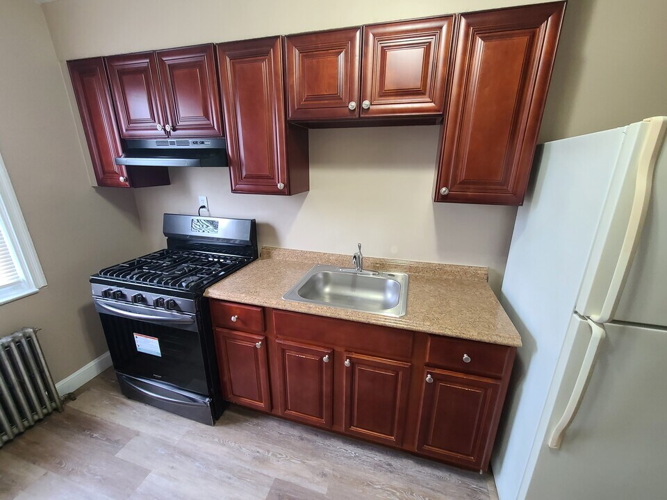 6519 O'Donnell St, Unit 2 in Baltimore, MD - Building Photo