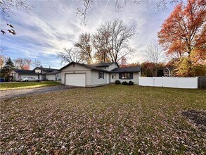 6192 Jaycox Rd in North Ridgeville, OH - Foto de edificio - Building Photo