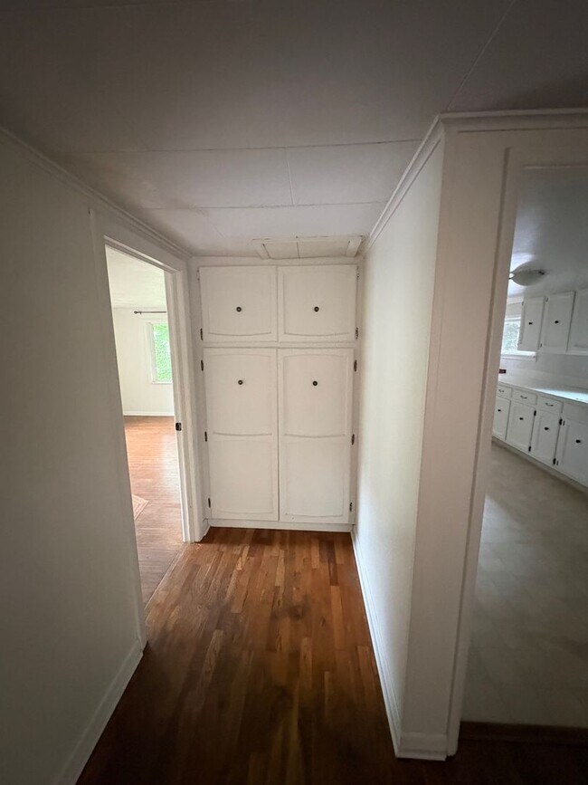 751-755 River Rd NW in Mill City, OR - Building Photo - Building Photo