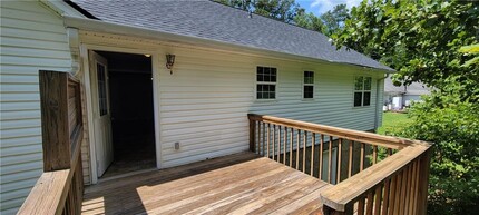 2325 Shady Grove Rd in Carrollton, GA - Building Photo - Building Photo