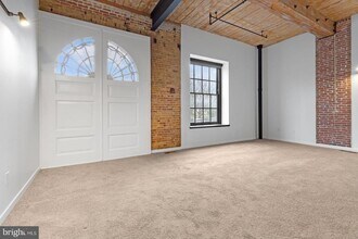 303 Vine St-Unit -106 in Philadelphia, PA - Building Photo - Building Photo