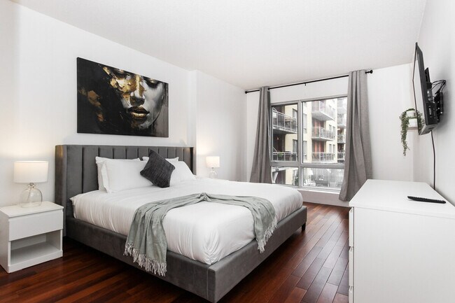 2700 Rue Rufus-Rockhead in Montréal, QC - Building Photo - Building Photo