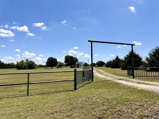 1347 FM 36 in Greenville, TX - Building Photo - Building Photo