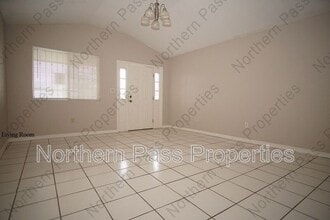 422 Val Verde St in El Paso, TX - Building Photo - Building Photo