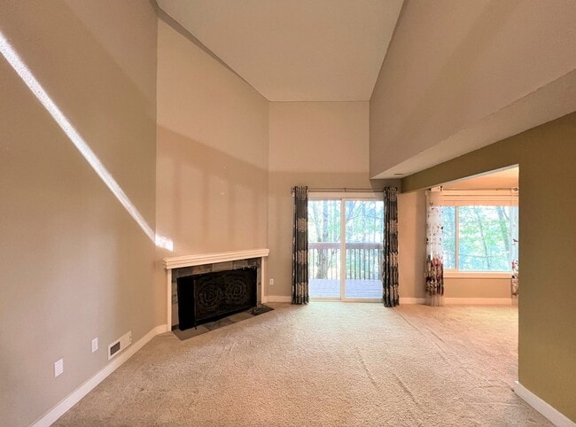 4279 152nd Ct SE in Bellevue, WA - Building Photo - Building Photo