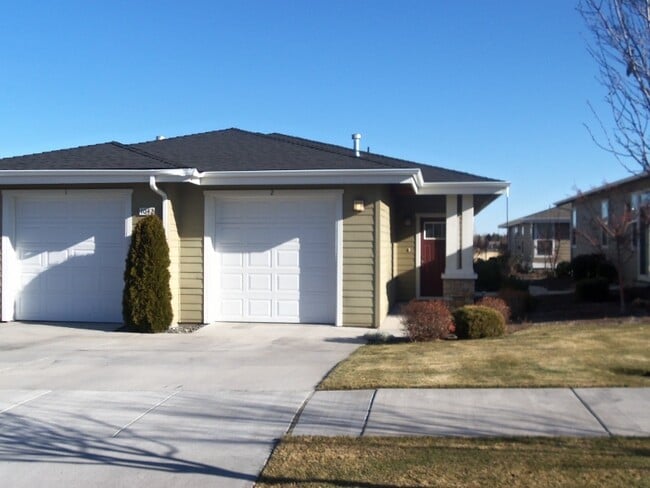 property at 1042 NE Rambling Ln
