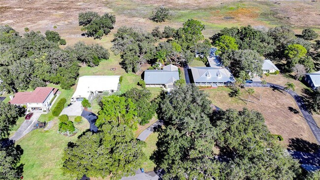 property at 1250 Riverbend Dr