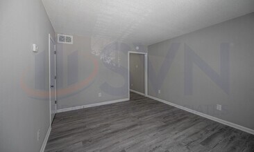 301 S Guthrie Ave in Durham, NC - Building Photo - Building Photo