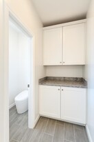 324 Merimont Cir in San Bruno, CA - Building Photo