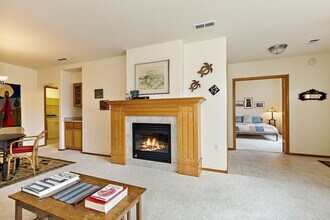 820 Satsuma Ct in Ashland, OR - Building Photo - Building Photo