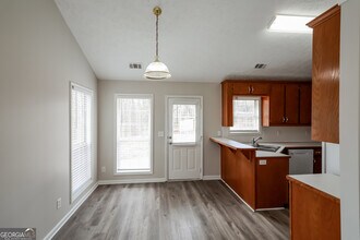 5107 Scenic View Rd in Flowery Branch, GA - Building Photo - Building Photo