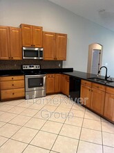 11008 Apple Blossom Trail W in Jacksonville, FL - Building Photo - Building Photo