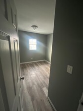 4663 E 177th St in Cleveland, OH - Foto de edificio - Building Photo