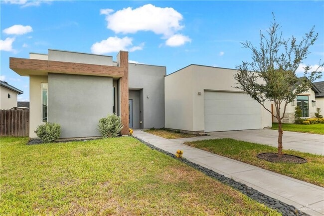 23 Providence Ave in McAllen, TX - Building Photo - Building Photo