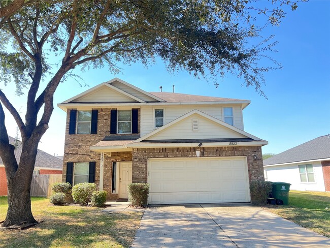 property at 8923 Durham Manor Ln