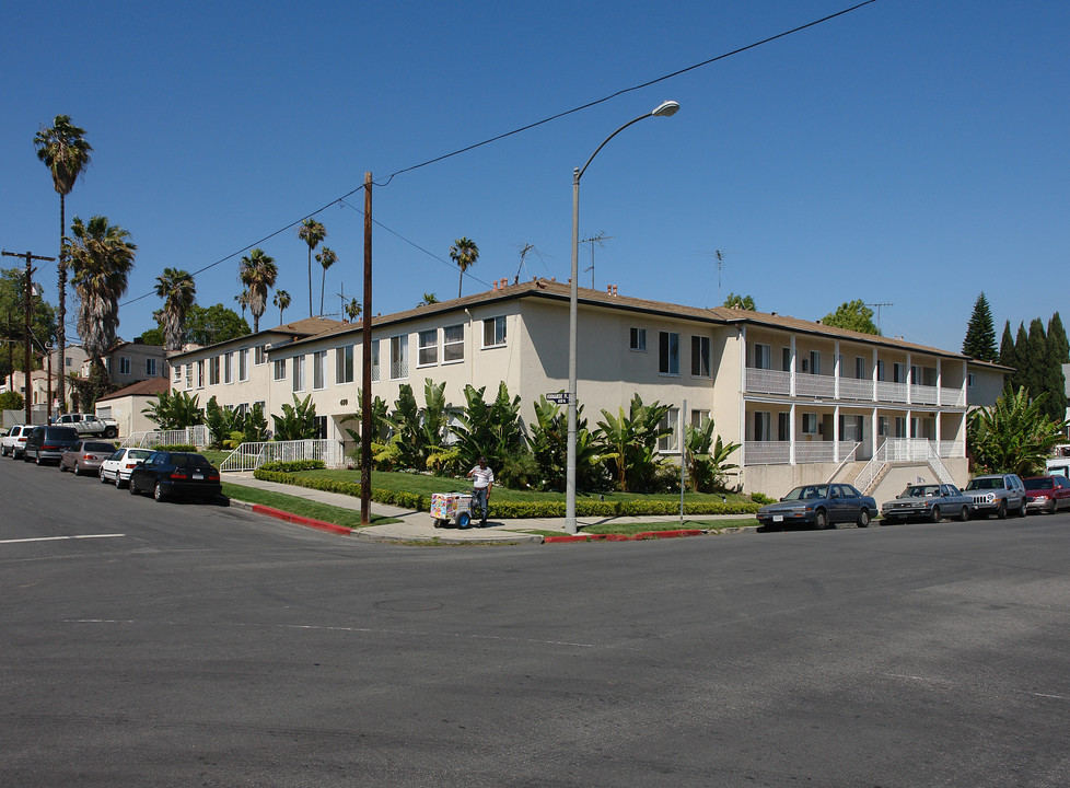 455-467 N Normandie Ave in Los Angeles, CA - Building Photo