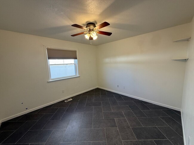 18238 Royal Way in Nampa, ID - Building Photo - Building Photo