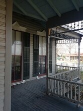 619 Washburn St, Unit #1 in Taylor, TX - Building Photo - Building Photo