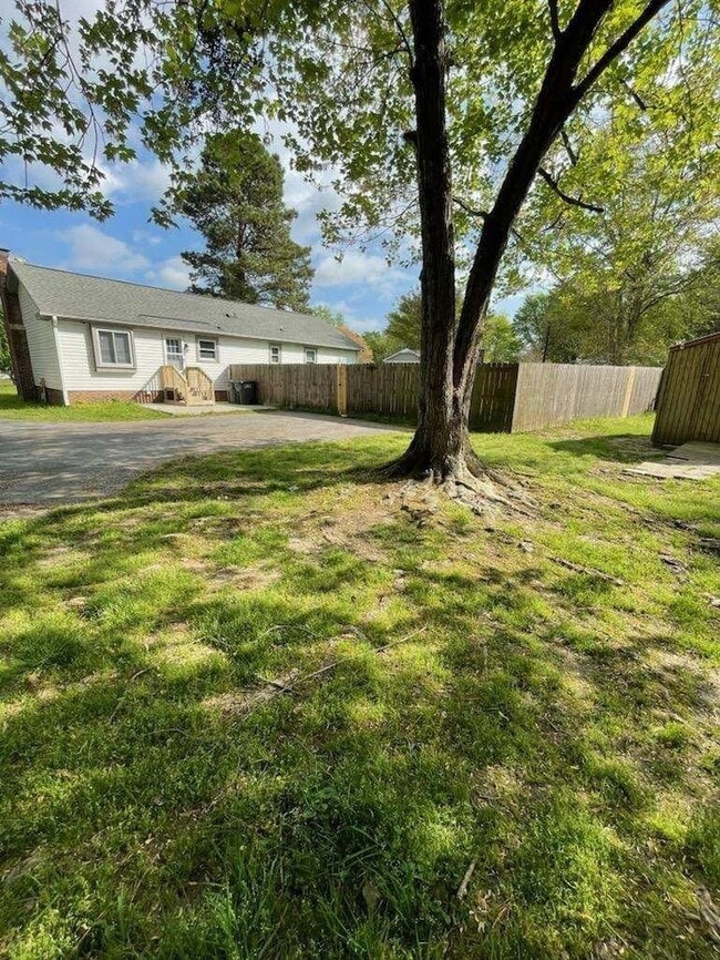 1413 Treetop Ln in Rocky Mount, NC - Building Photo - Building Photo
