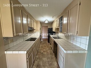 1400 Carpentier St in San Leandro, CA - Foto de edificio - Building Photo