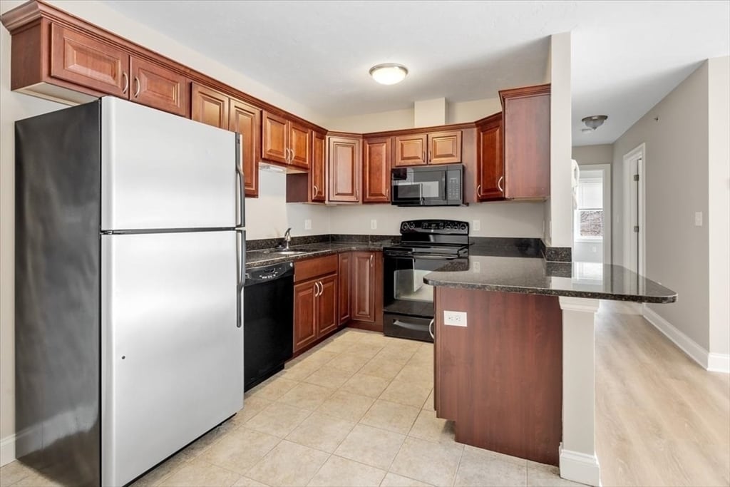 174 Elm St, Unit 2 in Quincy, MA - Foto de edificio
