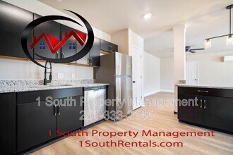 1704 McGill Ave in Mobile, AL - Building Photo - Building Photo