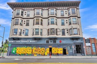 680 14th St in Oakland, CA - Building Photo